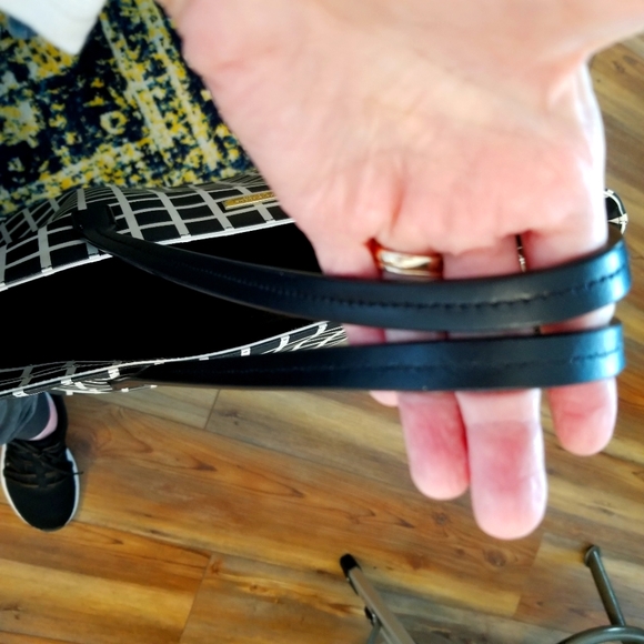 Kate Spade tote - Picture 4 of 5